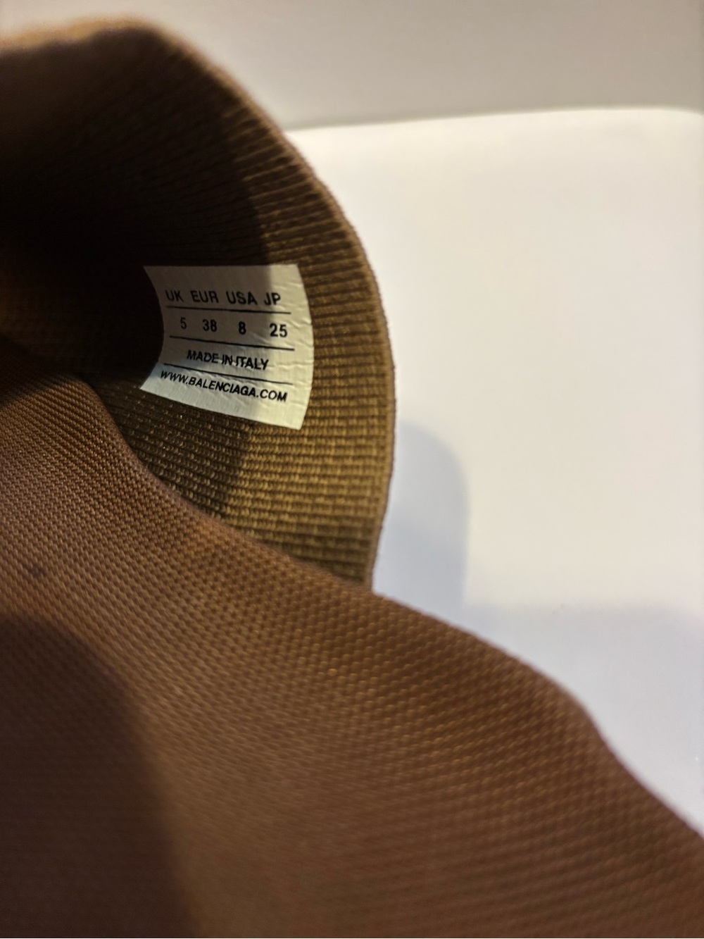 Balenciaga women’s Brown Knit Slides - Picture 4 of 8